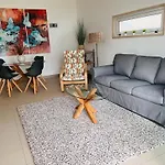 Lejlighed Angies Marina Apartment, Includes 2 Free Passes For The Marina Pool