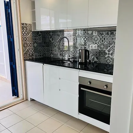 Apartmán Angies Marina Apartment, Includes 2 Free Passes For The Marina Pool Lagos