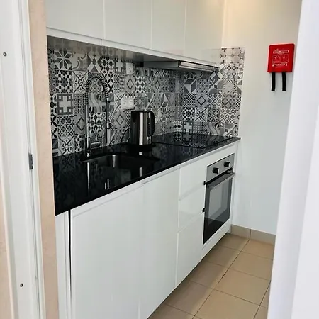 Apartmán Angies Marina Apartment, Includes 2 Free Passes For The Marina Pool