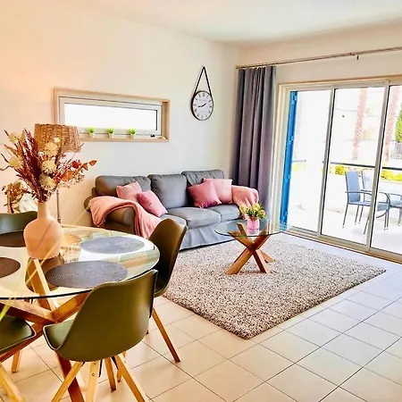 Apartmán Angies Marina Apartment, Includes 2 Free Passes For The Marina Pool Lagos