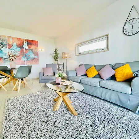 Angies Marina Apartment, Includes 2 Free Passes For The Marina Pool * Lagos
