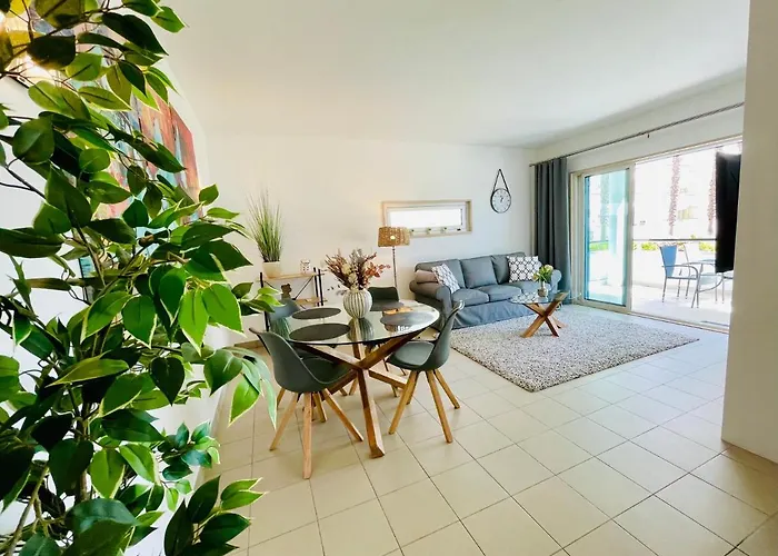 Angies Marina Apartment, Includes 2 Free Passes For The Marina Pool Apartamento *
