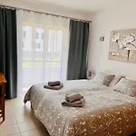 Apartment Angies Marina Apartment, Includes 2 Free Passes For The Marina Pool Lagos