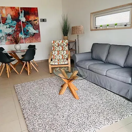 شقة Angies Marina Apartment, Includes 2 Free Passes For The Marina Pool