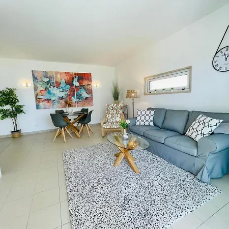 Angies Marina Apartment, Includes 2 Free Passes For The Marina Pool
