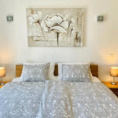 Angies Marina Apartment, Includes 2 Free Passes For The Marina Pool لاغوس