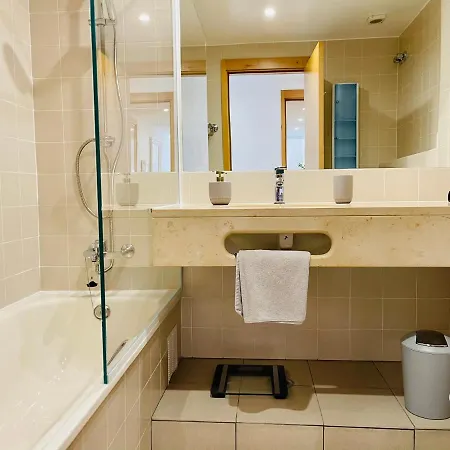 Angies Marina Apartment, Includes 2 Free Passes For The Marina Pool *