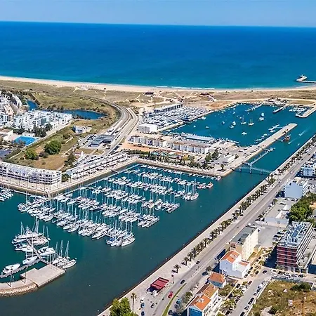 Angies Marina Apartment, Includes 2 Free Passes For The Marina Pool * لاغوس