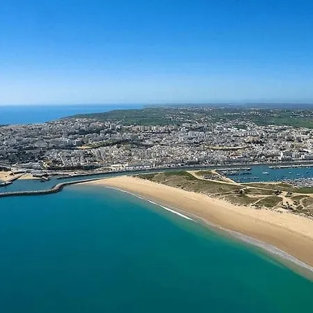 Angies Marina Apartment, Includes 2 Free Passes For The Marina Pool * لاغوس