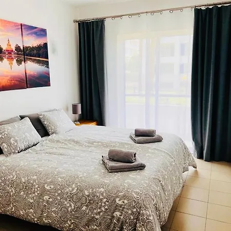 شقة Angies Marina Apartment, Includes 2 Free Passes For The Marina Pool *