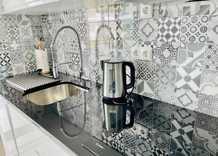 Apartmán Angies Marina Apartment, Includes 2 Free Passes For The Marina Pool *