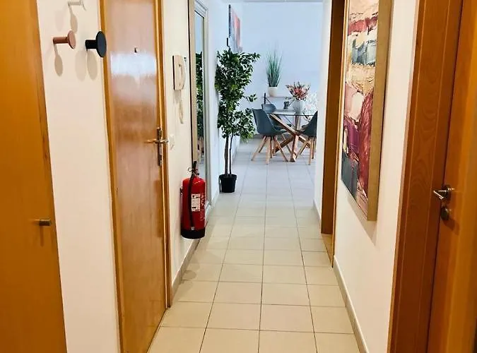 Angies Marina Apartment, Includes 2 Free Passes For The Marina Pool