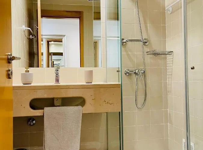 Angies Marina Apartment, Includes 2 Free Passes For The Marina Pool *