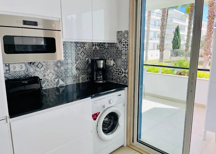 Angies Marina Apartment, Includes 2 Free Passes For The Marina Pool * Lagos