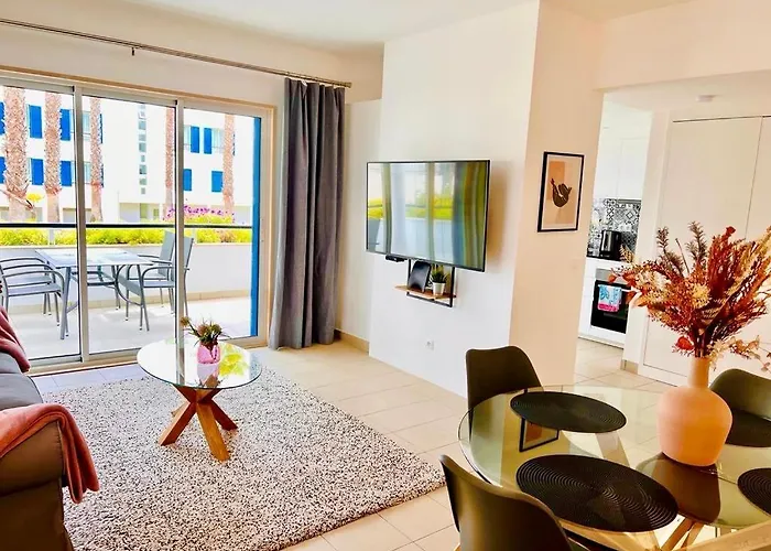 Angies Marina Apartment, Includes 2 Free Passes For The Marina Pool Apartmán *