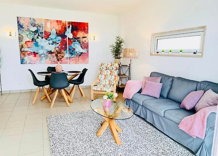 Angies Marina Apartment, Includes 2 Free Passes For The Marina Pool