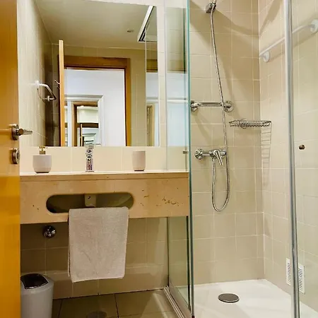 Angies Marina Apartment, Includes 2 Free Passes For The Marina Pool *